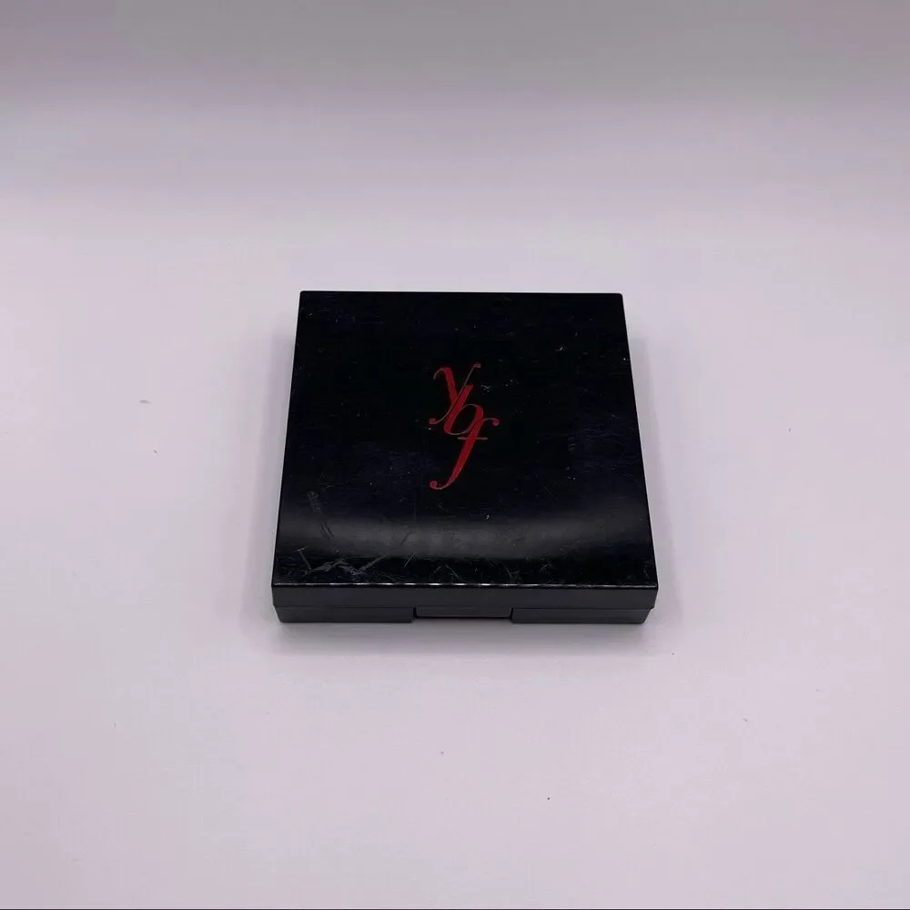 YBF Your Best Friend Neutralizing Face Pressed Powder